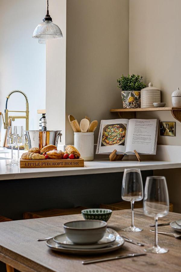 *New* Little Pyecroft House, Chester Luaran gambar