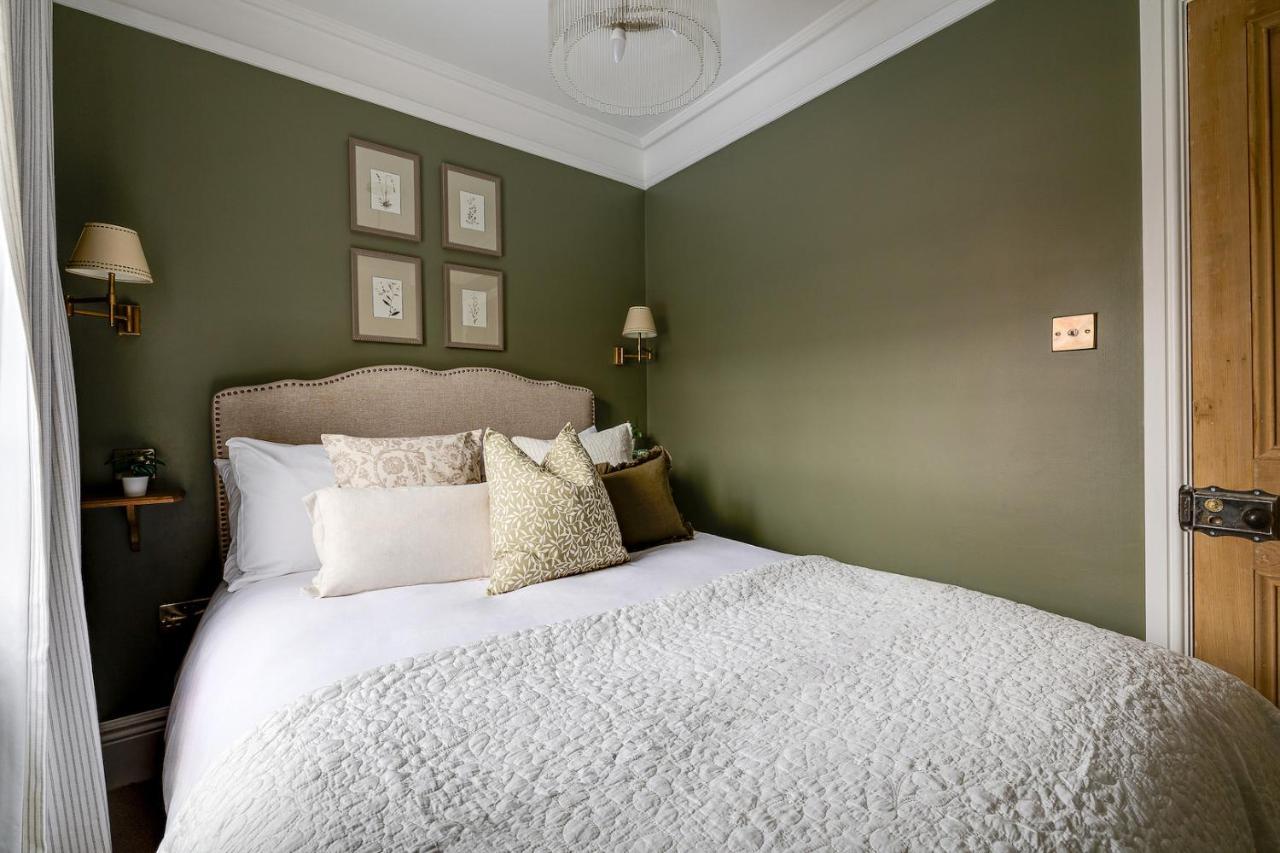 *New* Little Pyecroft House, Chester Luaran gambar